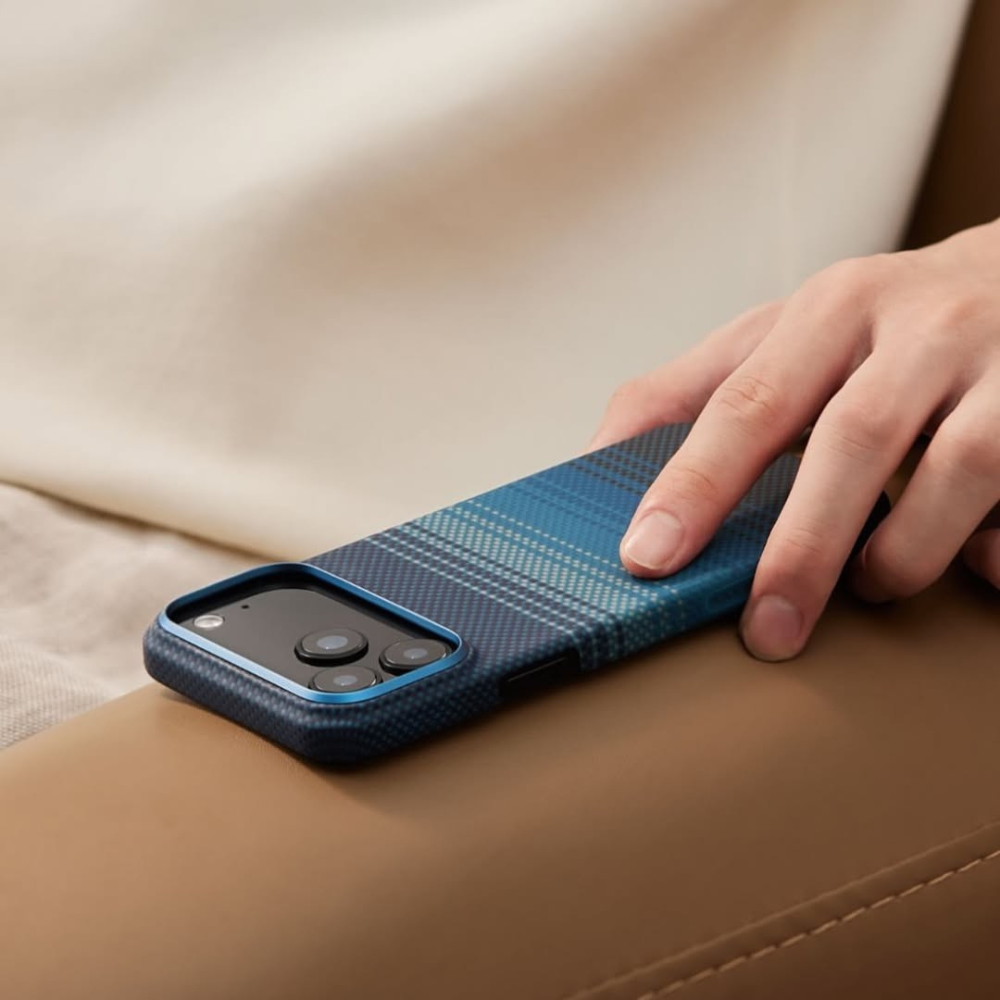 KVZV iPhone 17 Pro Max Woven Textured Case